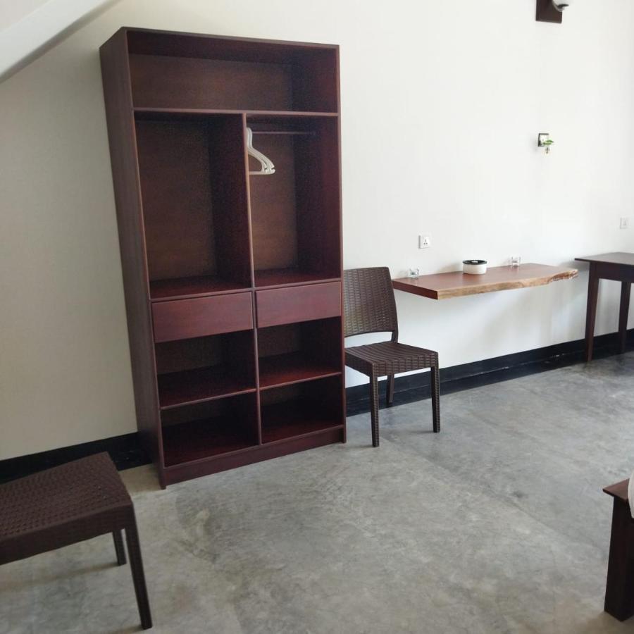 Edelweiss Residence Hikkaduwa Exterior photo